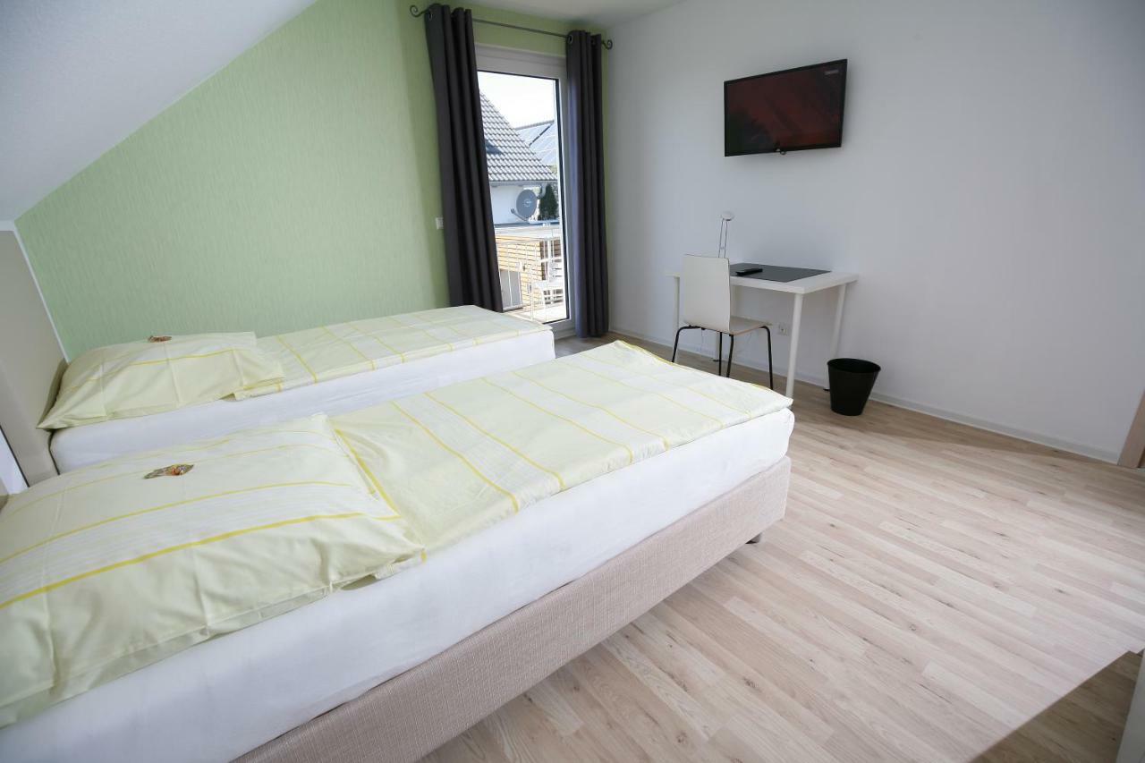 Apartments Am Baronenwald Göppingen Esterno foto